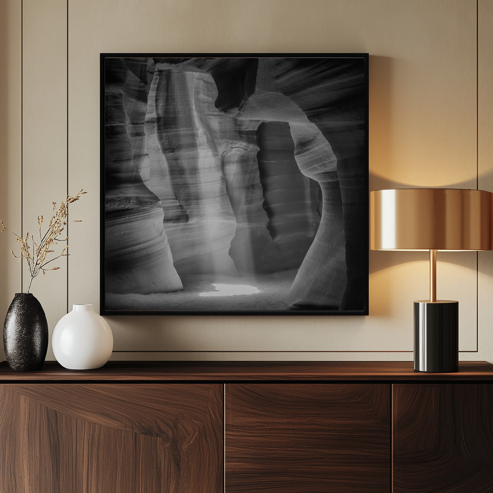 MONOCHROME ANTELOPE CANYON Gorgeous Lightbeam - Poster / Art Print - interiör