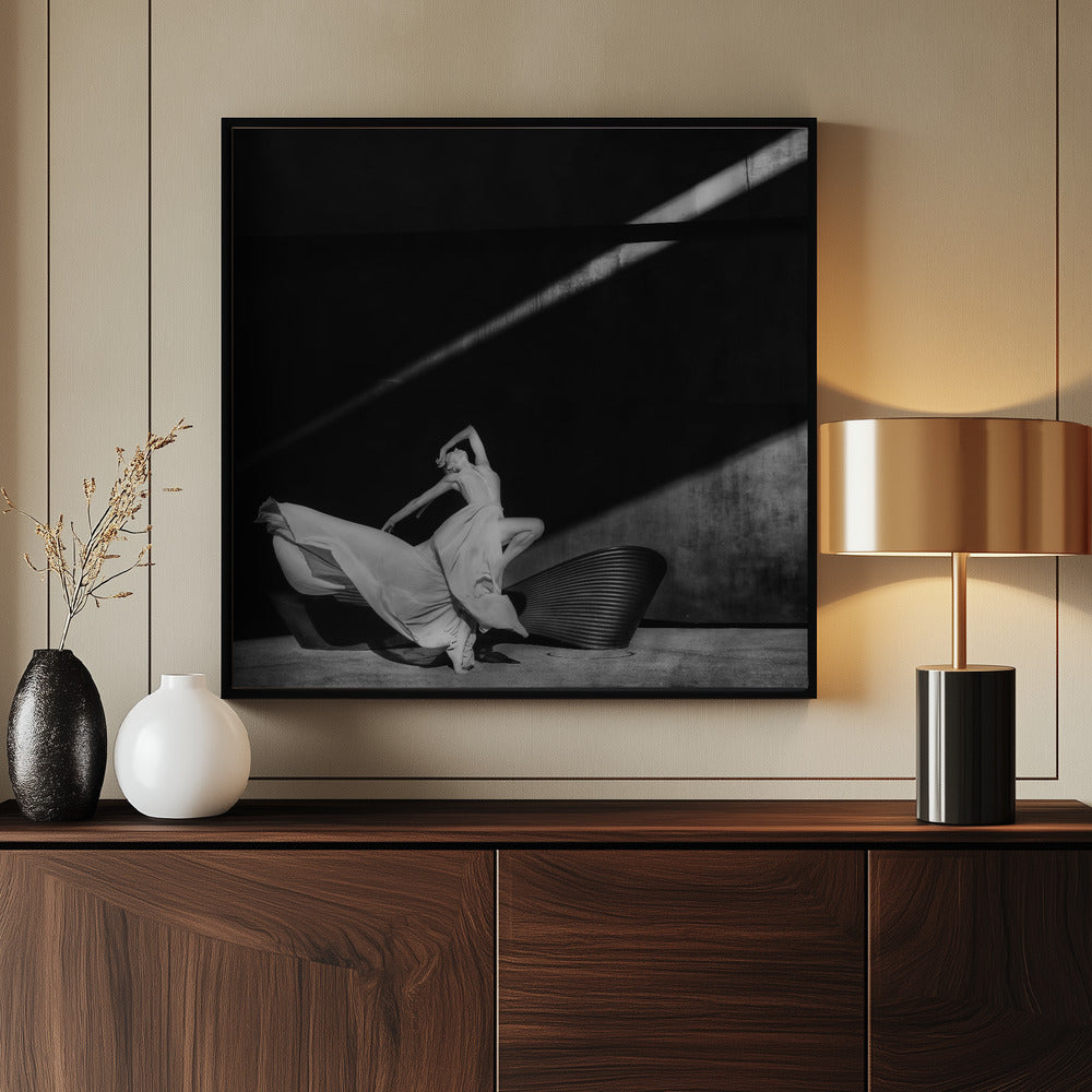 Dancing with the light - Poster / Art Print - interiör