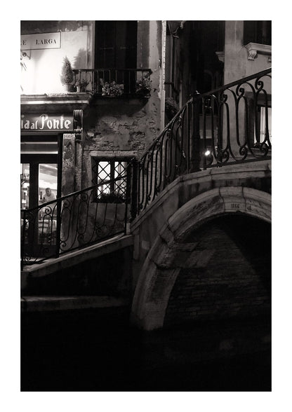 variant-21x30_with-margin