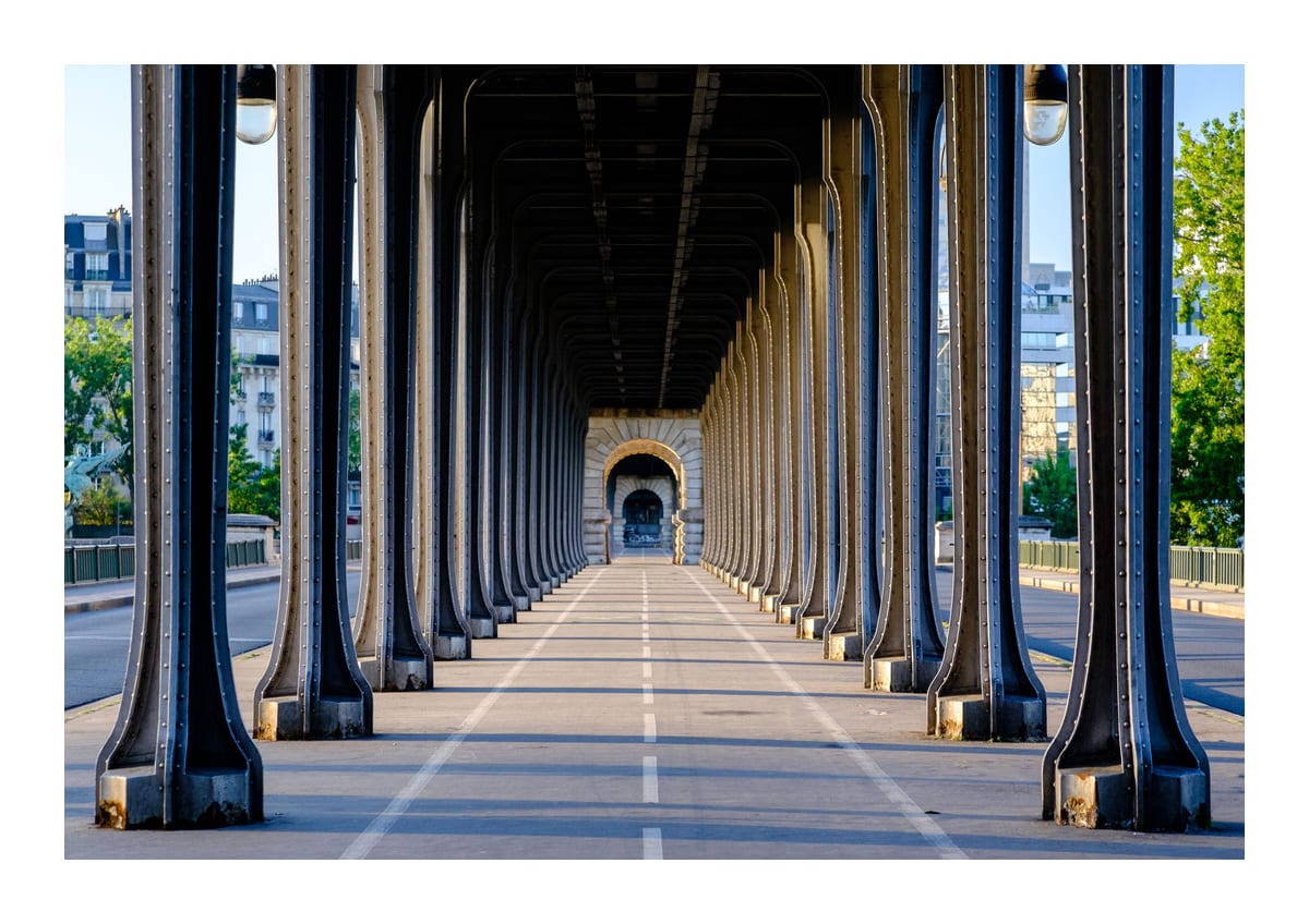 variant-21x30_with-margin