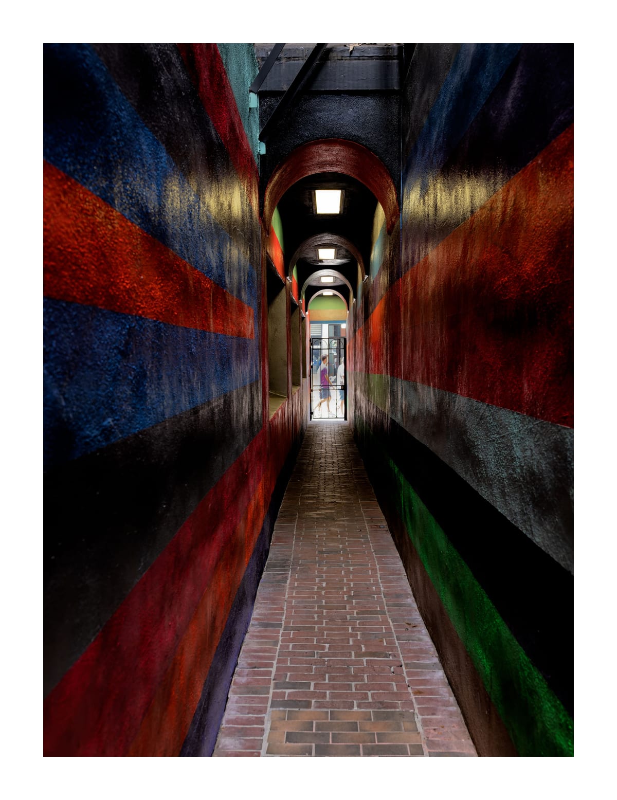 variant-27x35_with-margin