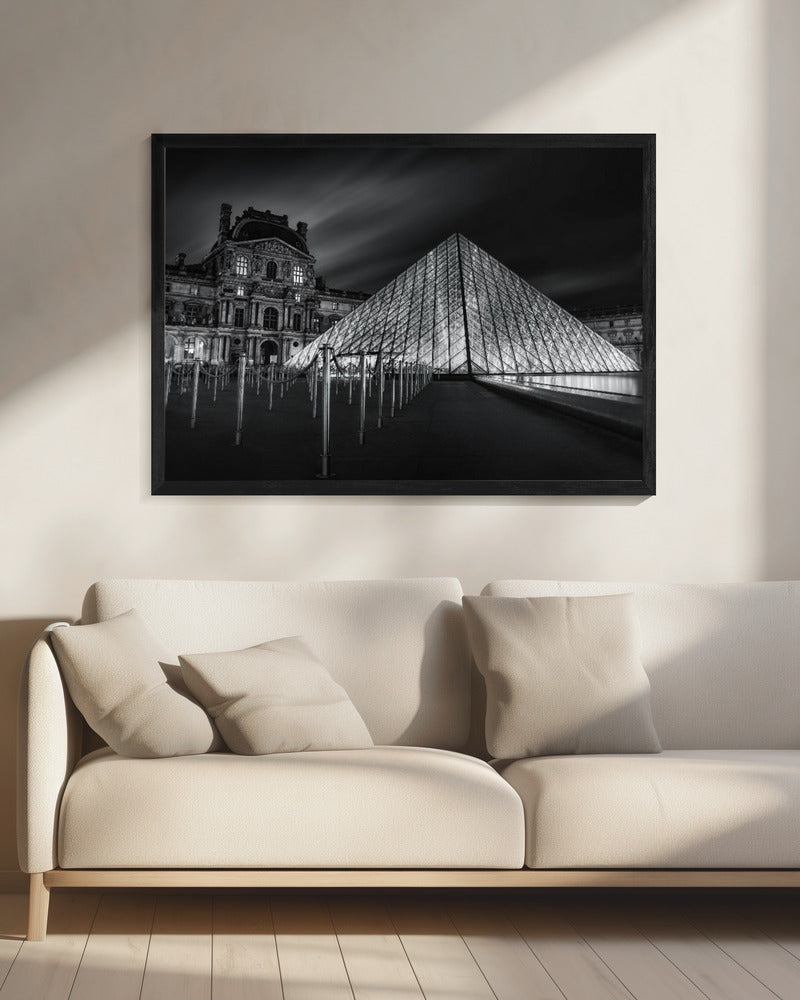 Louvre at Night - Poster / Art Print - interiör