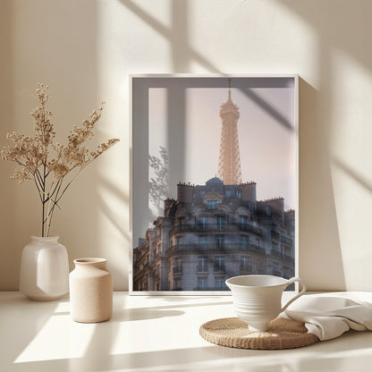 The peeking Eiffel - Poster / Art Print - interiör