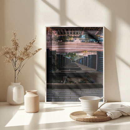 Looking Down - Poster / Art Print - interiör