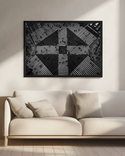 People crossing - Poster / Art Print - interiör