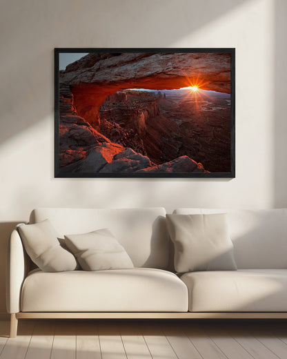 Mesa Arch Sunrise - Poster / Art Print - interiör