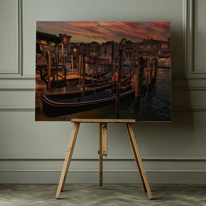 A Cozy Night in Venice - Poster / Art Print - interiör