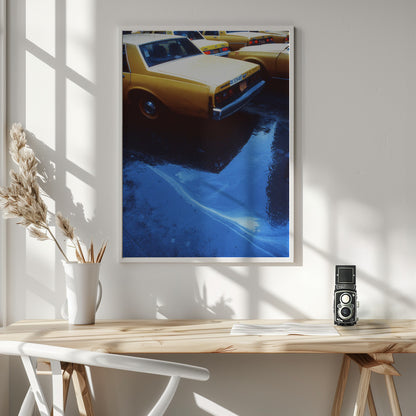 Yellow cabs (from the series New York Blues) - Poster / Art Print - interiör