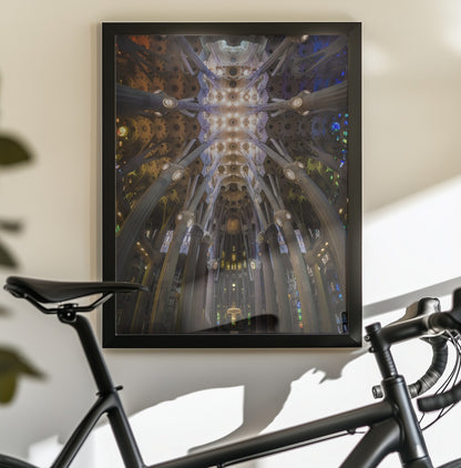La Sagrada Familía - Poster / Art Print - interiör