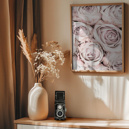 Pink Roses No 01 - Poster / Art Print - interiör
