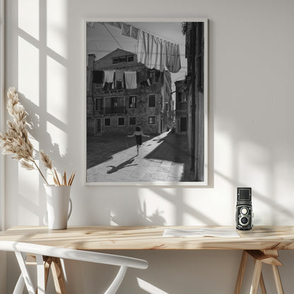 innocent games - Poster / Art Print - interiör