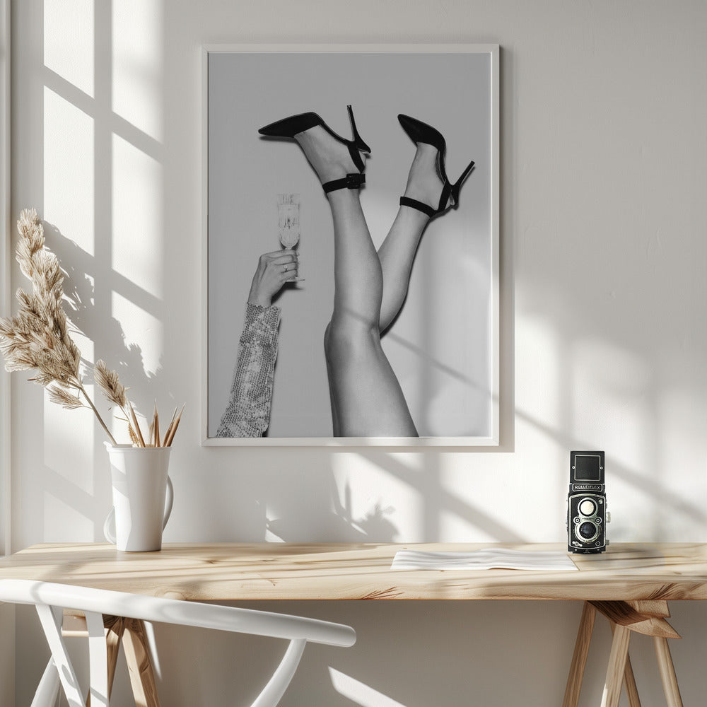 Champagne legs Black and White - Poster / Art Print - interiör