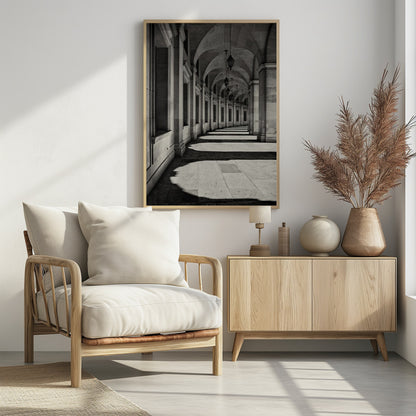 Curved Corridor - Poster / Art Print - interiör