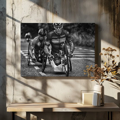 Strong arms - Poster / Art Print - interiör