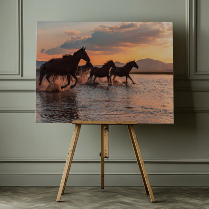 WATER HORSES - Poster / Art Print - interiör