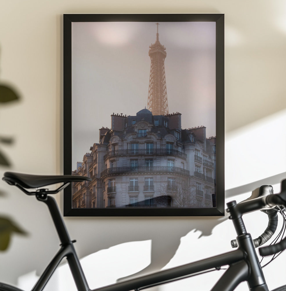 The peeking Eiffel - Poster / Art Print - interiör