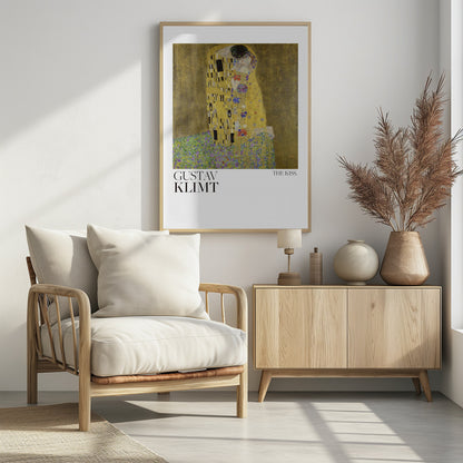 The Kiss (1907–1908) Poster - Poster / Art Print - interiör