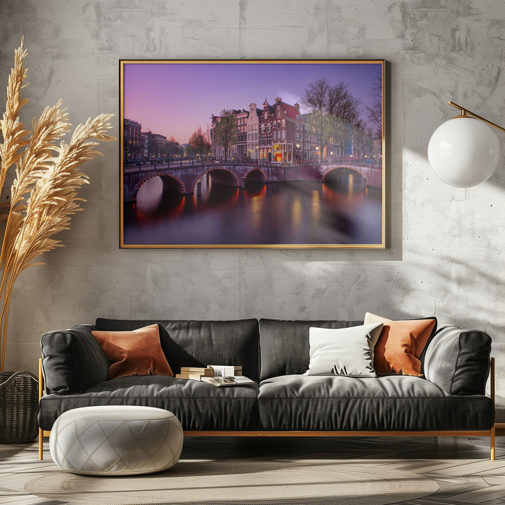 Amsterdam: Atardecer en el canal - Poster / Art Print - interiör