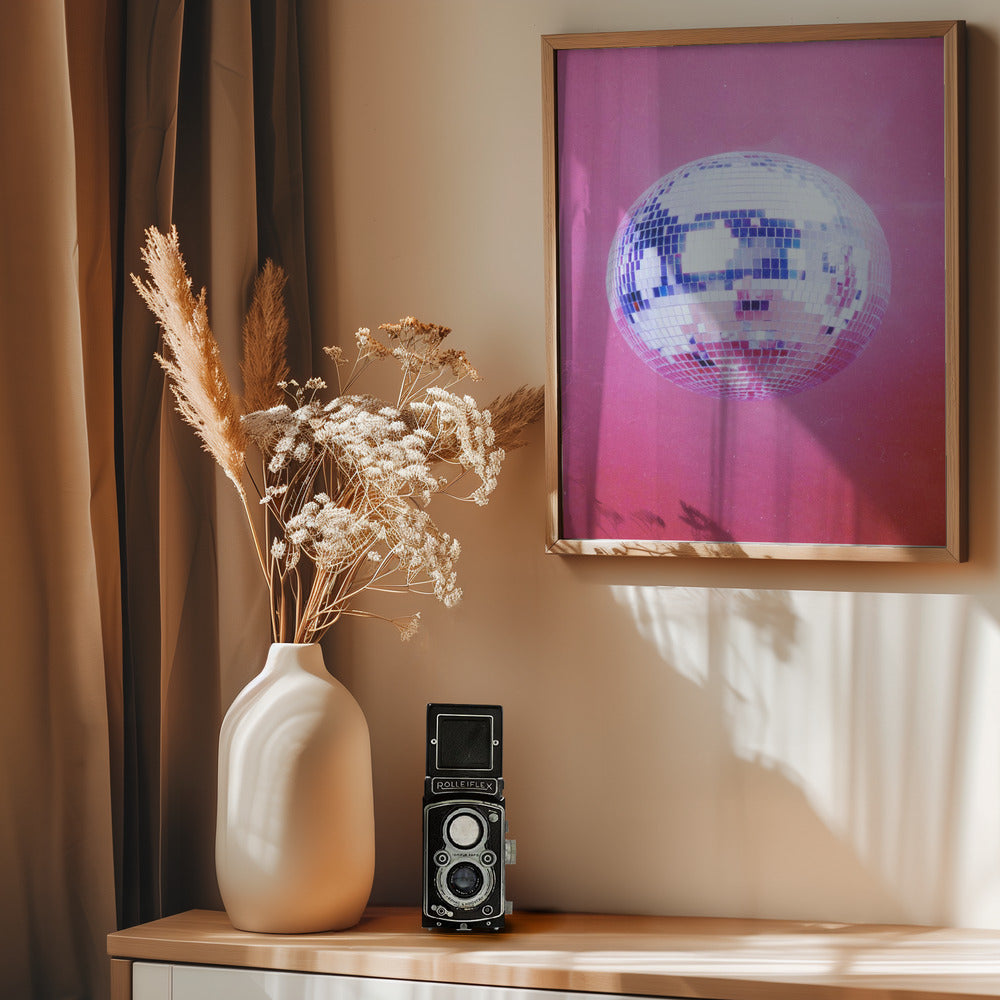 Pink Disco Ball - Poster / Art Print - interiör