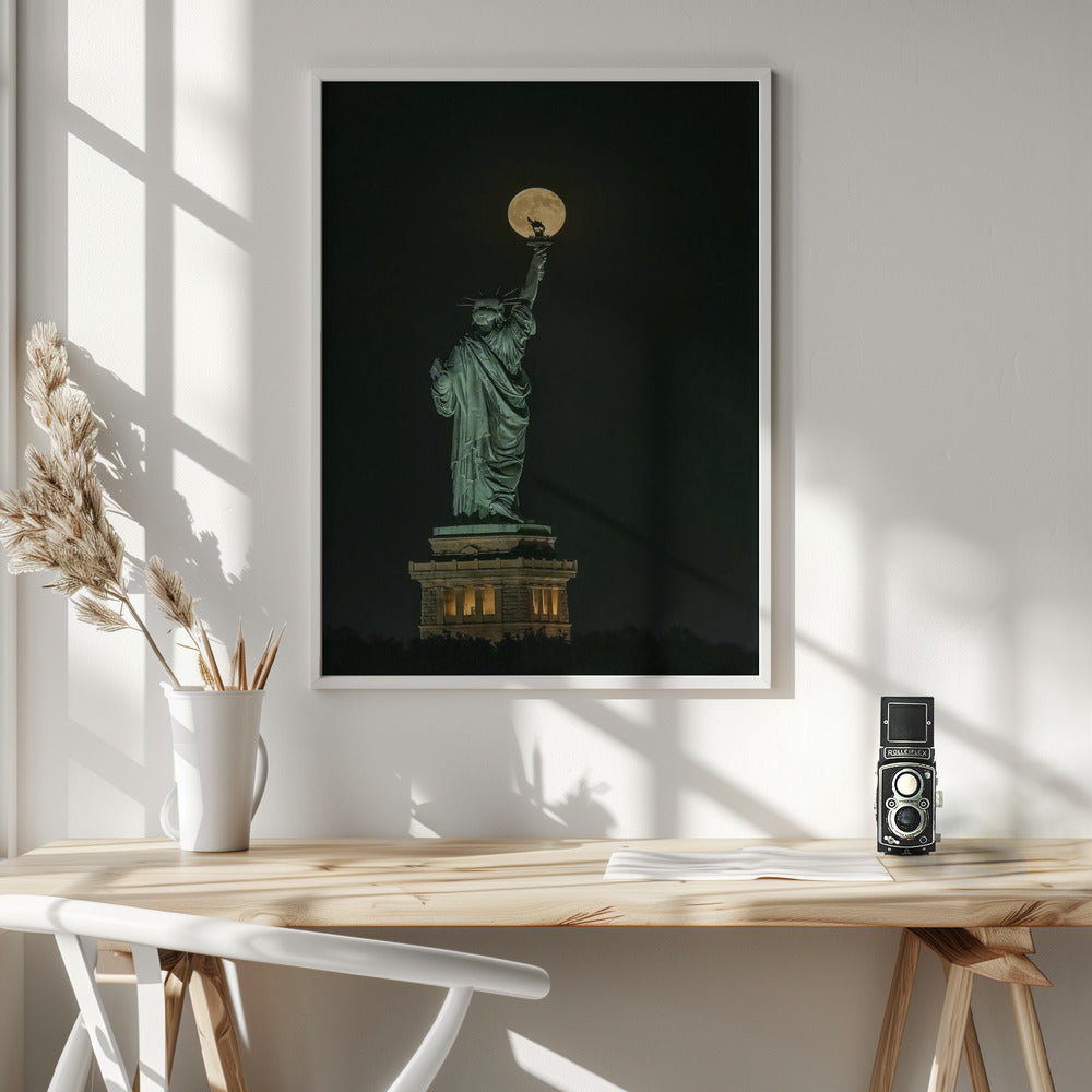 Statue of Liberty - Poster / Art Print - interiör