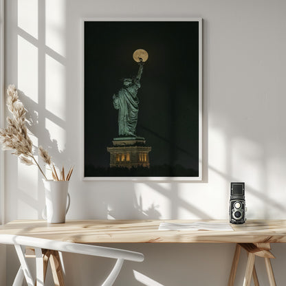 Statue of Liberty - Poster / Art Print - interiör