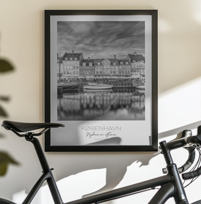 Copenhagen's Historic Harbor - Poster / Art Print - interiör