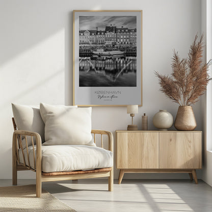 Copenhagen With Reflections In The Water - Poster / Art Print - interiör