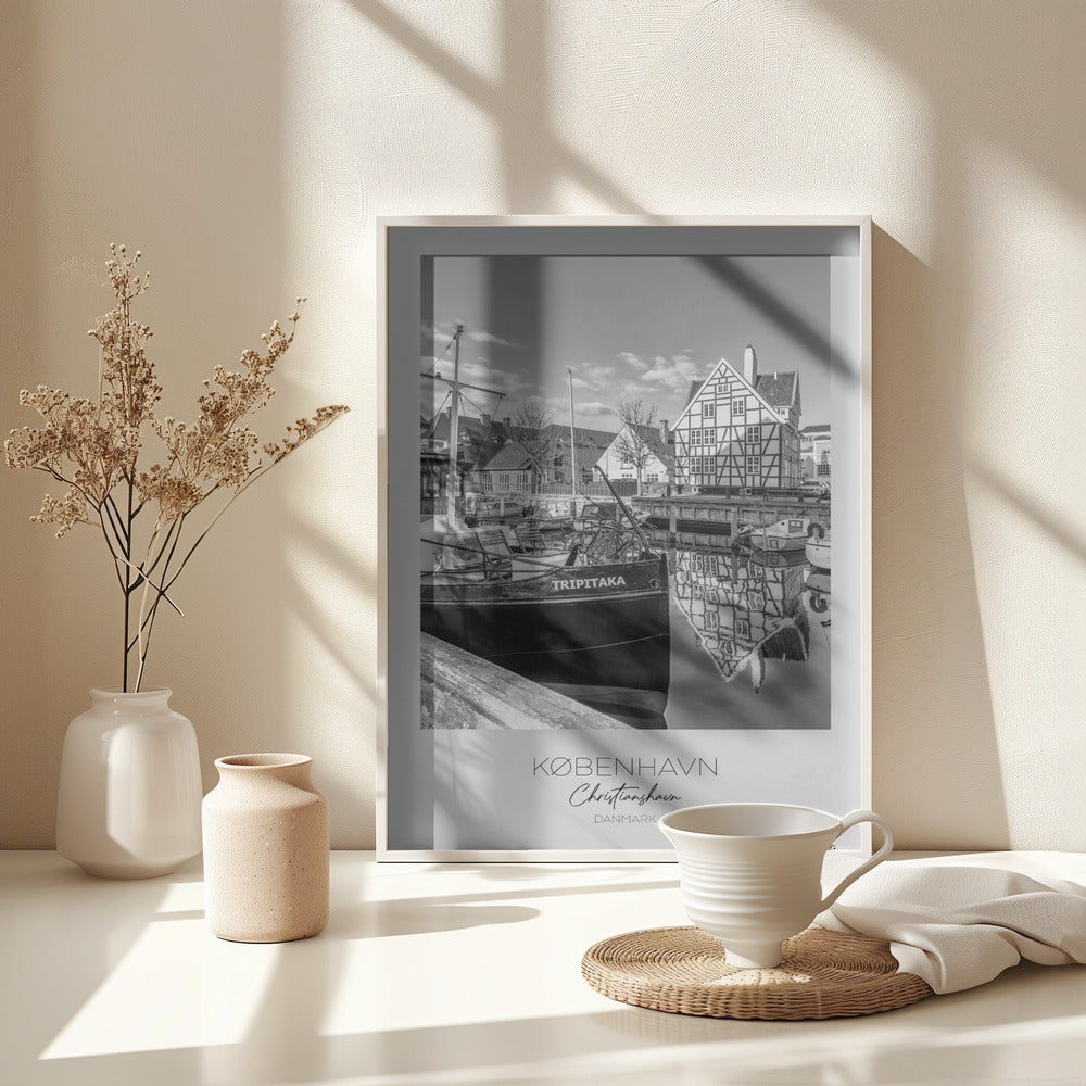 Boats Docked At The Canal - Poster / Art Print - interiör