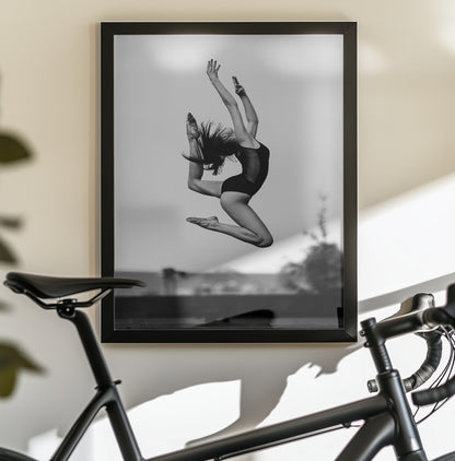 Dance [Radka] - Poster / Art Print - interiör