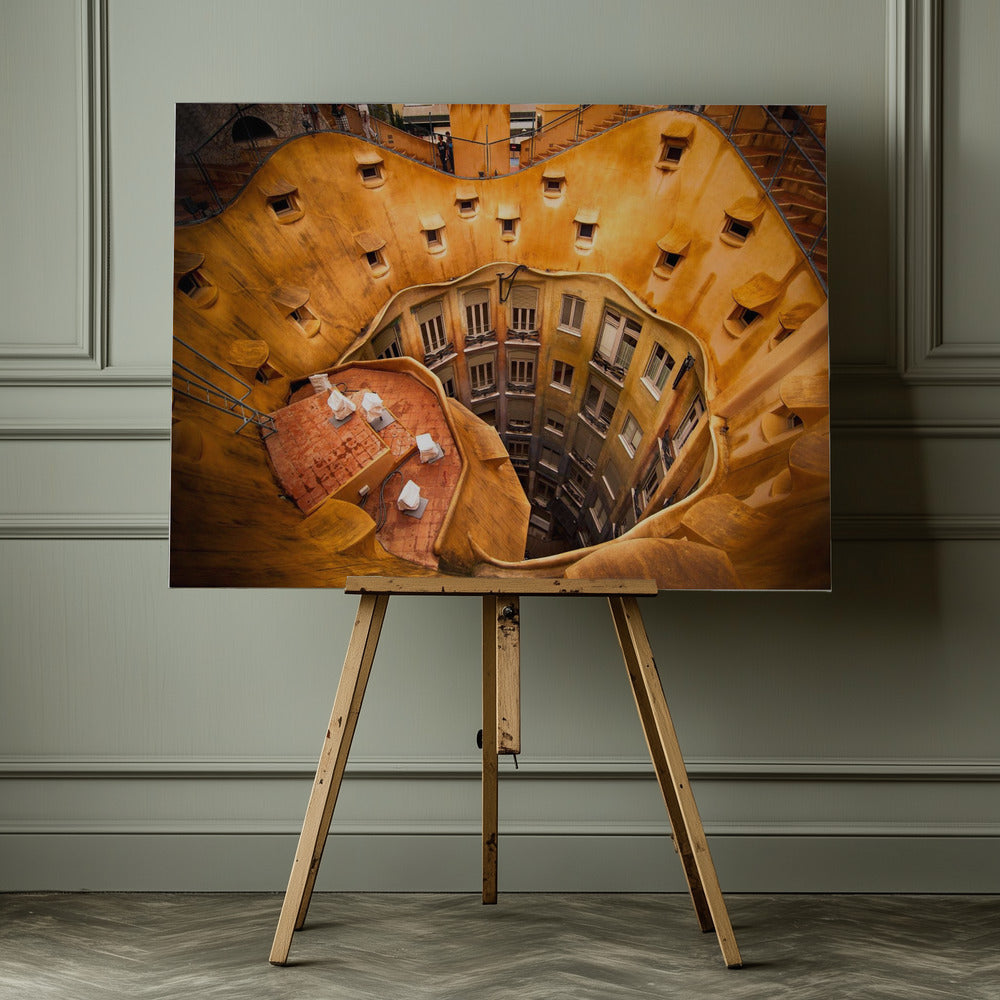 Antoni Gaudí’s La Pedrera  © Nora De Angelli - Poster / Art Print - interiör