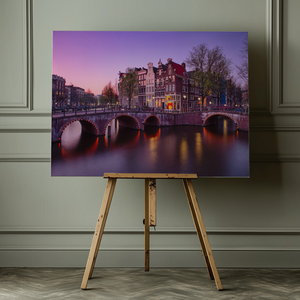 Amsterdam: Atardecer en el canal - Poster / Art Print - interiör