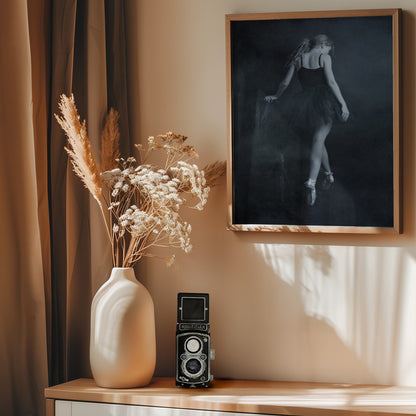 on tip toes - Poster / Art Print - interiör