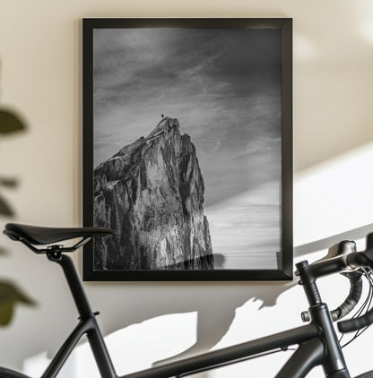 Balancing between Earth and Sky - Poster / Art Print - interiör