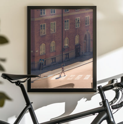 Shoulder rides - Poster / Art Print - interiör