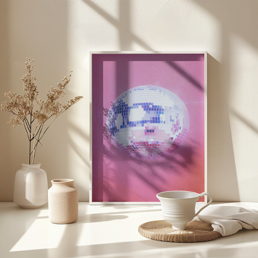 Pink Disco Ball - Poster / Art Print - interiör