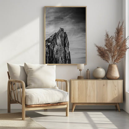 Balancing between Earth and Sky - Poster / Art Print - interiör