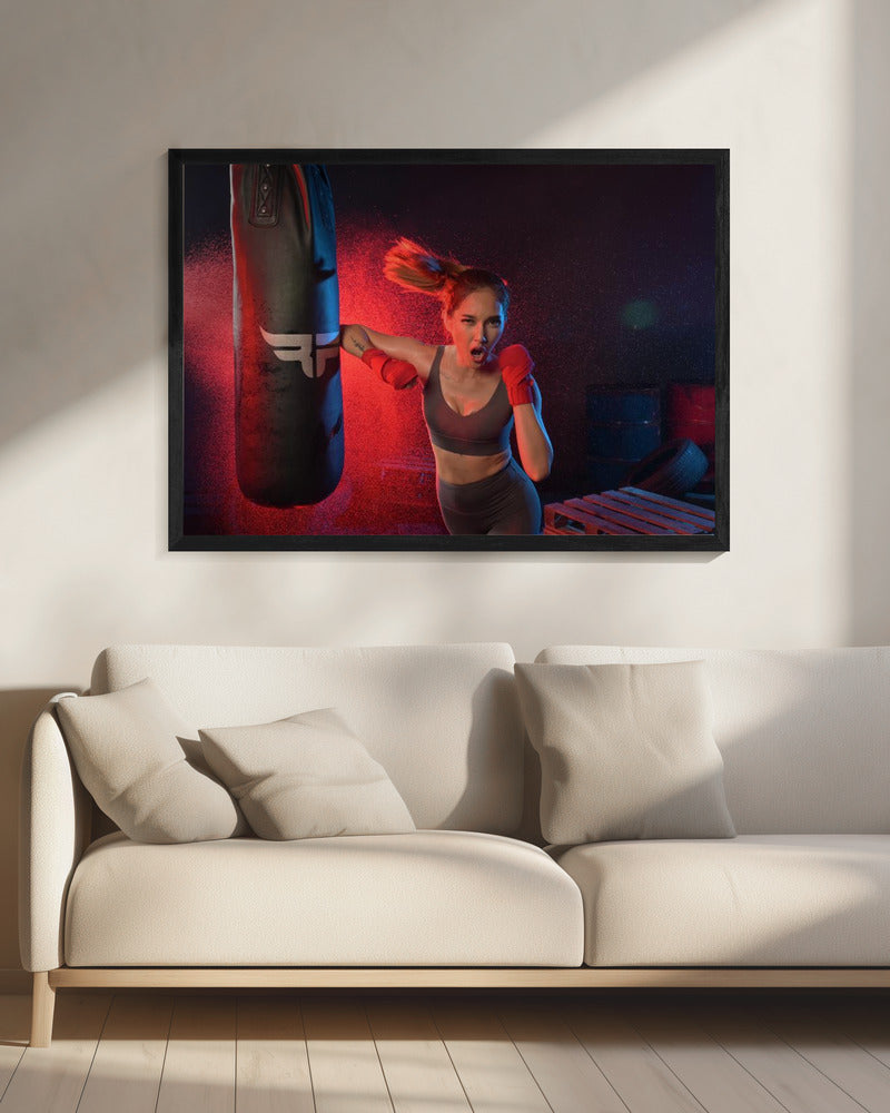 Portrait of lady boxer - Poster / Art Print - interiör