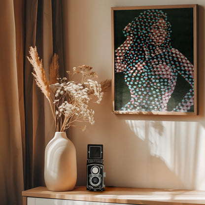 Woman in dots - Poster / Art Print - interiör