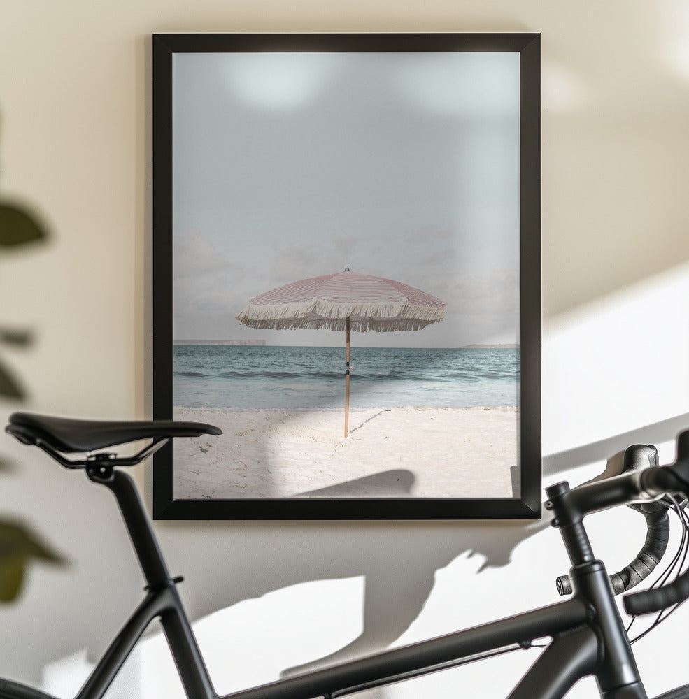 Pink Umbrella - Poster / Art Print - interiör