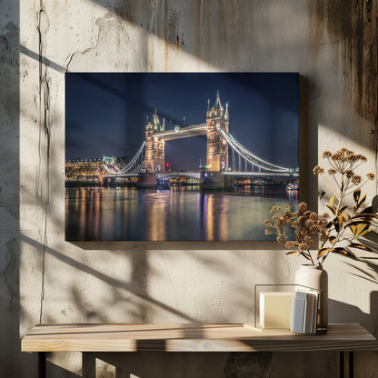 Night at The Tower Bridge - Poster / Art Print - interiör