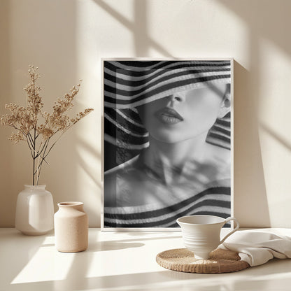 Lady in stripes - Poster / Art Print - interiör