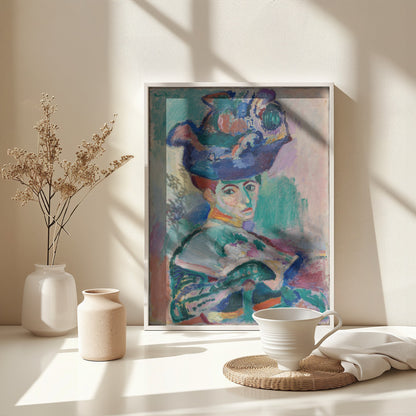 Woman With Hat - Poster / Art Print - interiör