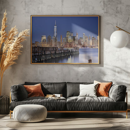 Manhattan Skyline at night - Poster / Art Print - interiör