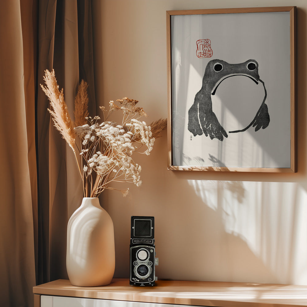 Grumpy Frog I Black - Poster / Art Print - interiör