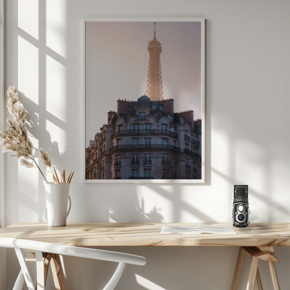 The peeking Eiffel - Poster / Art Print - interiör