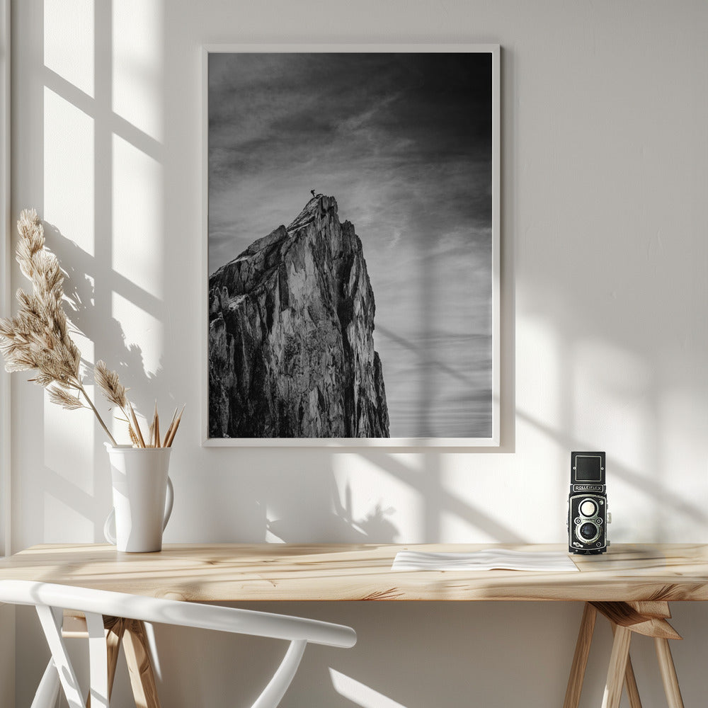 Balancing between Earth and Sky - Poster / Art Print - interiör