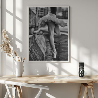 Dancer - Poster / Art Print - interiör