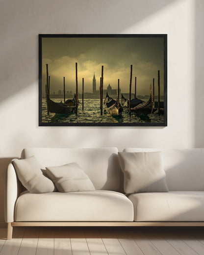 Light in the mist - Poster / Art Print - interiör