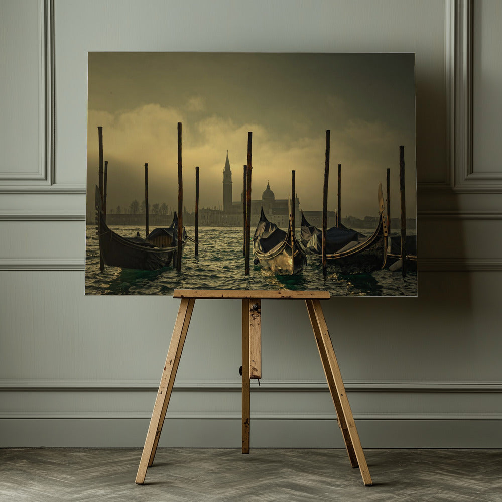 Light in the mist - Poster / Art Print - interiör