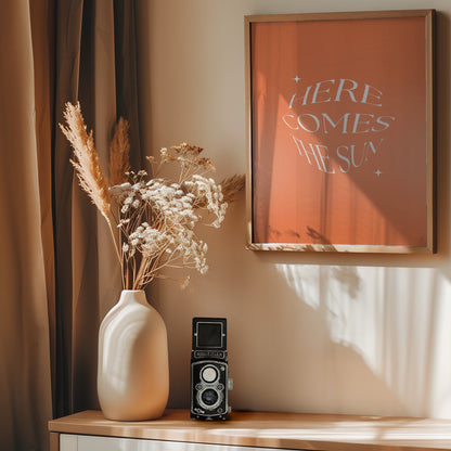 Here Comes The Suny - Poster / Art Print - interiör